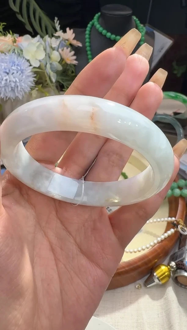 【闪购商品】翡翠手镯未镶嵌手镯