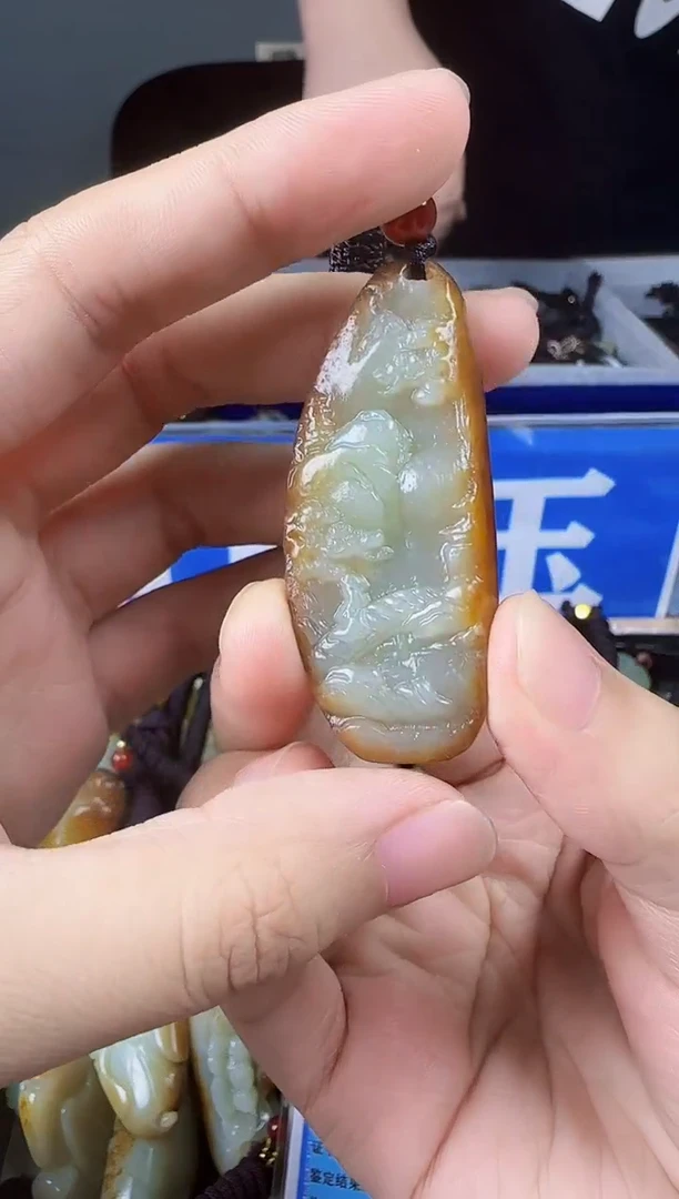 和田玉未镶嵌颈饰1