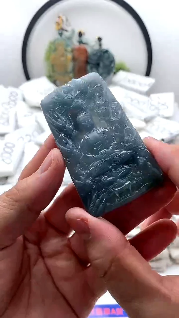 【闪购商品】翡翠颈饰未镶嵌大日如来