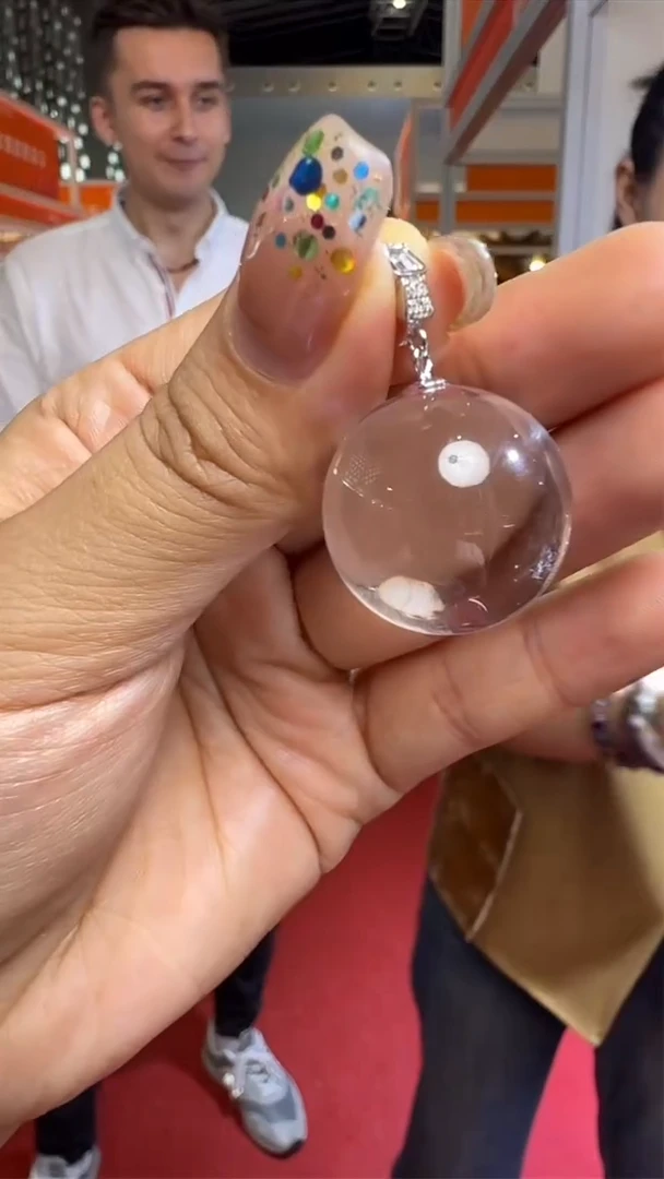 未镶嵌颈饰水晶上海珠宝展假一罚十