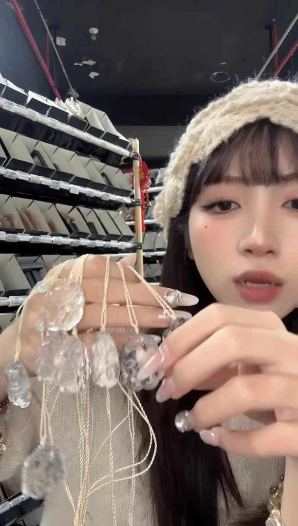 合金合成碳硅石狐牌1025-09