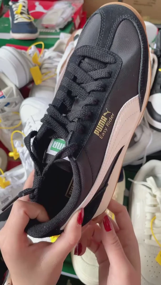 彪马时尚休闲运动鞋38M  XX11