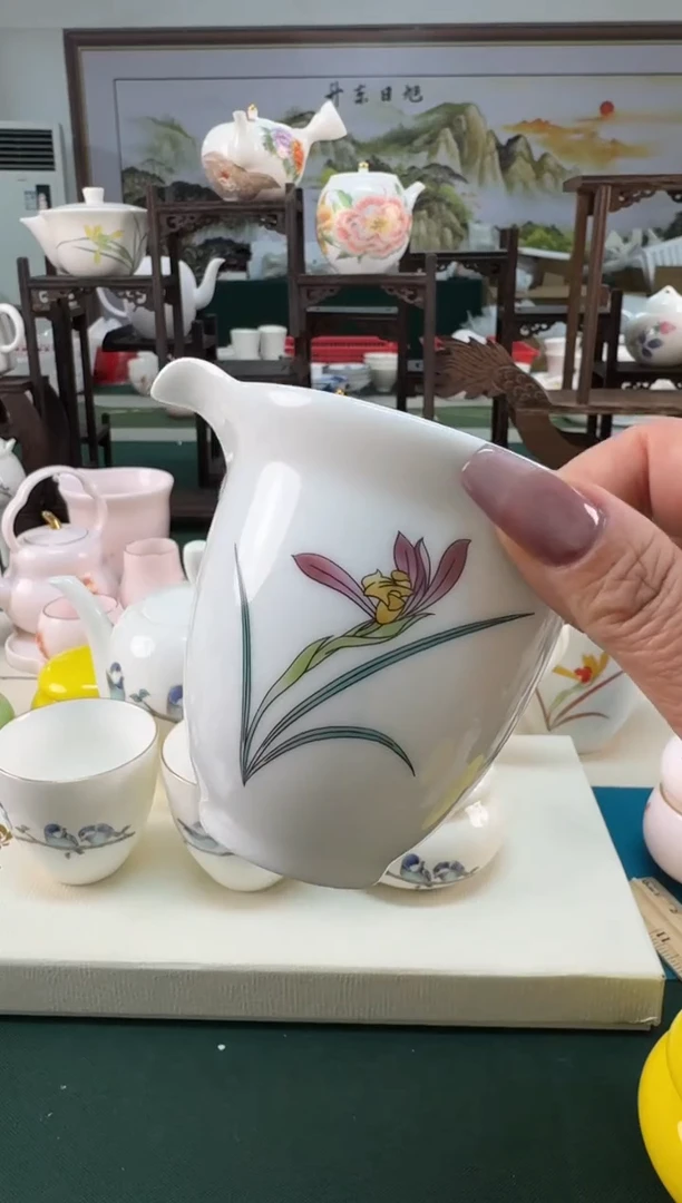 【闪购商品】瓷器 ······.......
