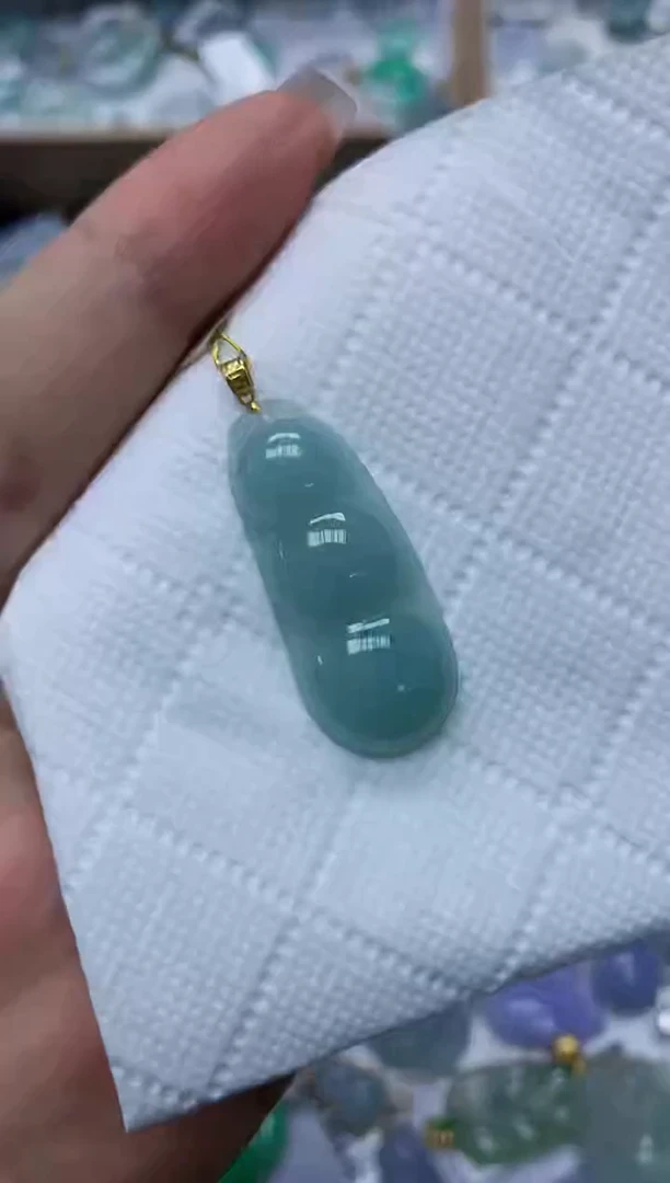 颈饰18K金镶嵌翡翠11111111111