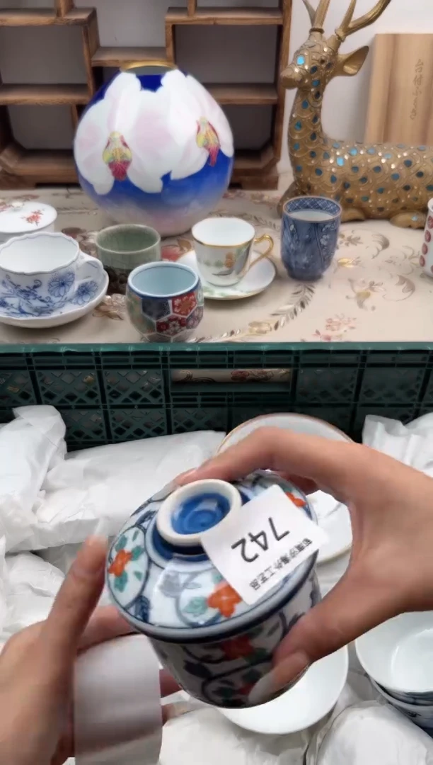 瓷片慢**慢Q          742