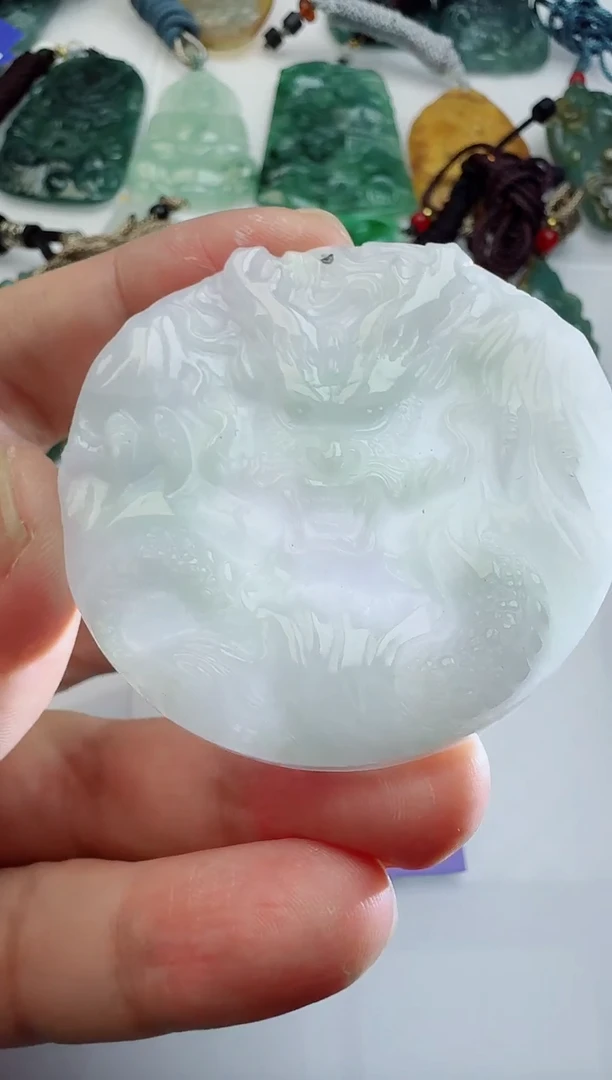 【闪购商品】翡翠颈饰未镶嵌1111111111