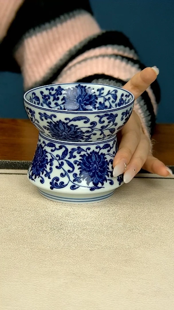 【闪购商品】青花缠枝莲茶漏---------