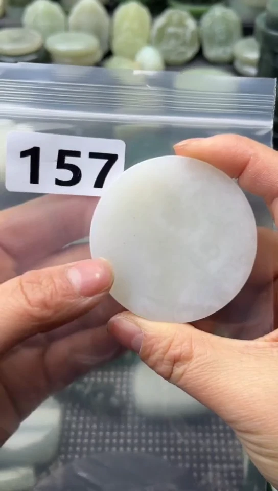 未镶嵌和田玉珠宝半成品镯芯