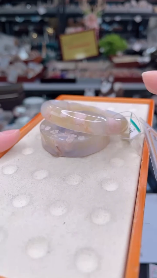 【闪购商品】石英质玉手镯未镶嵌58圈口（赠品镯心）3572261