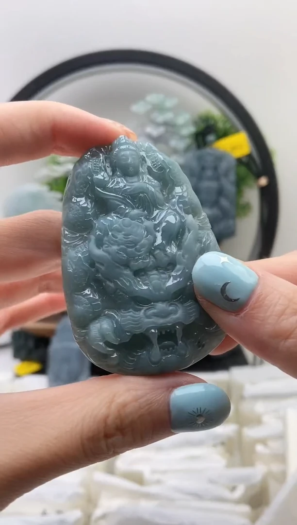颈饰未镶嵌翡翠文殊