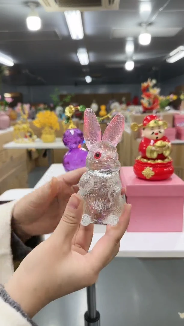 藤金沃水晶琉璃摆设     兔