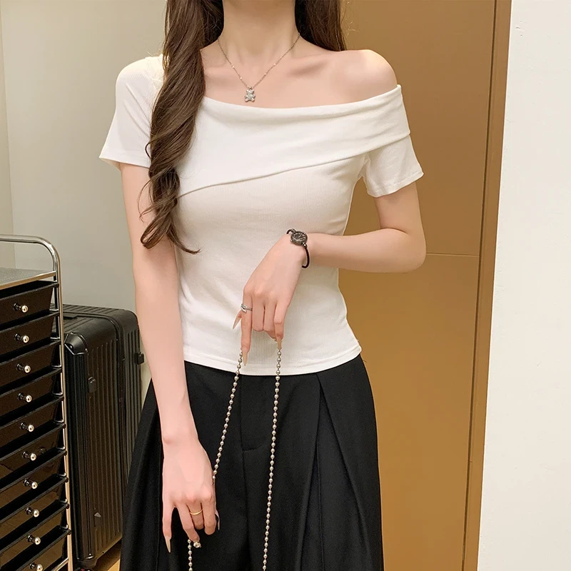 白色一字领斜肩短袖t恤女夏季2025新款纯欲辣妹显瘦洋气小众上衣