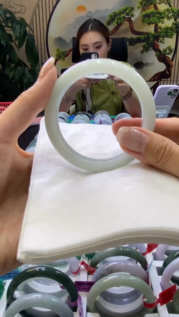 翡翠手镯未镶嵌00006761