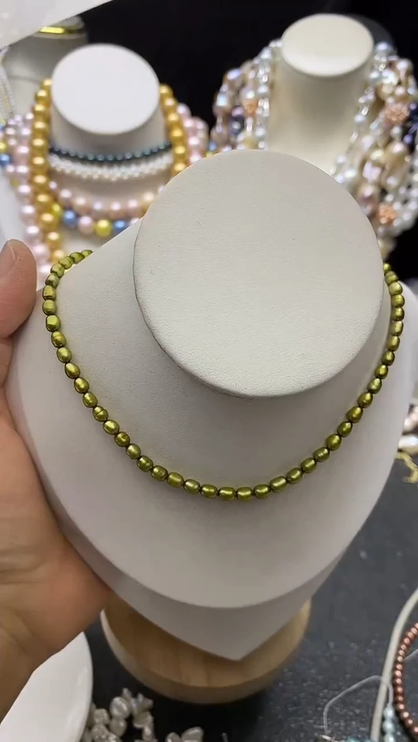 颈饰未镶嵌淡水珍珠多人