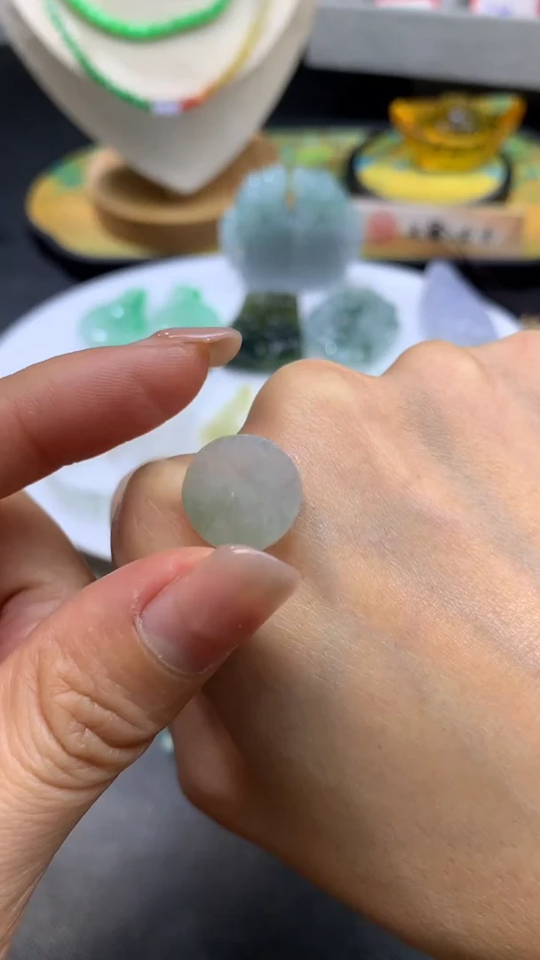【闪购商品】定制翡翠未镶嵌翡翠