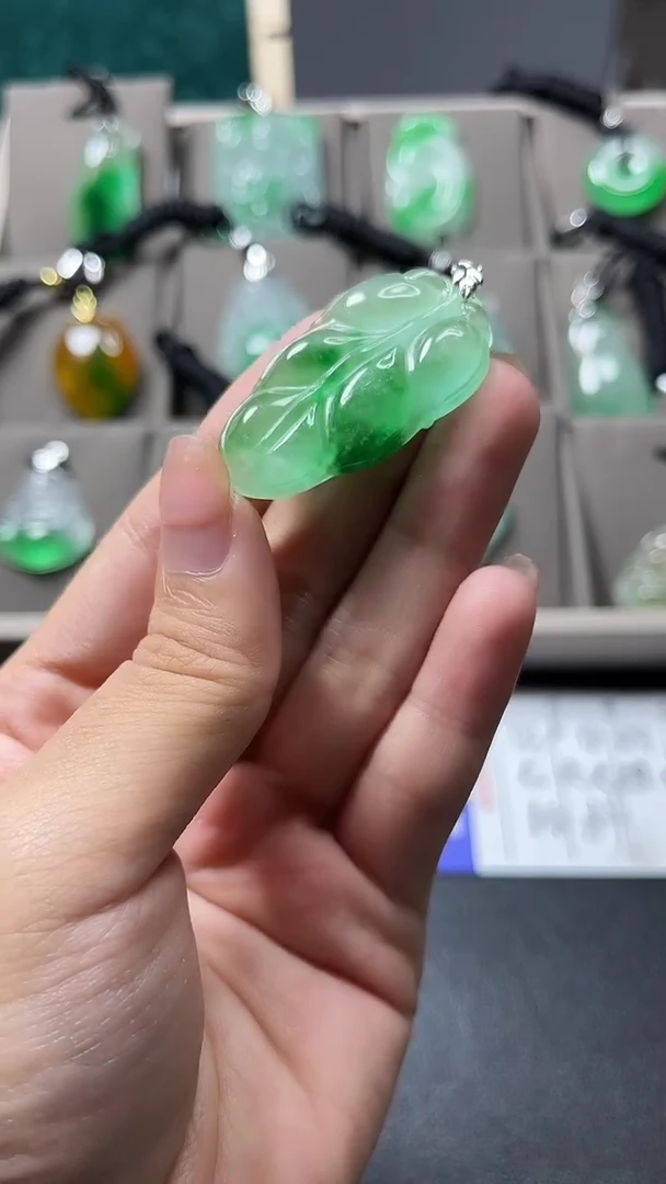 颈饰未镶嵌翡翠  所见即所得 一图一物