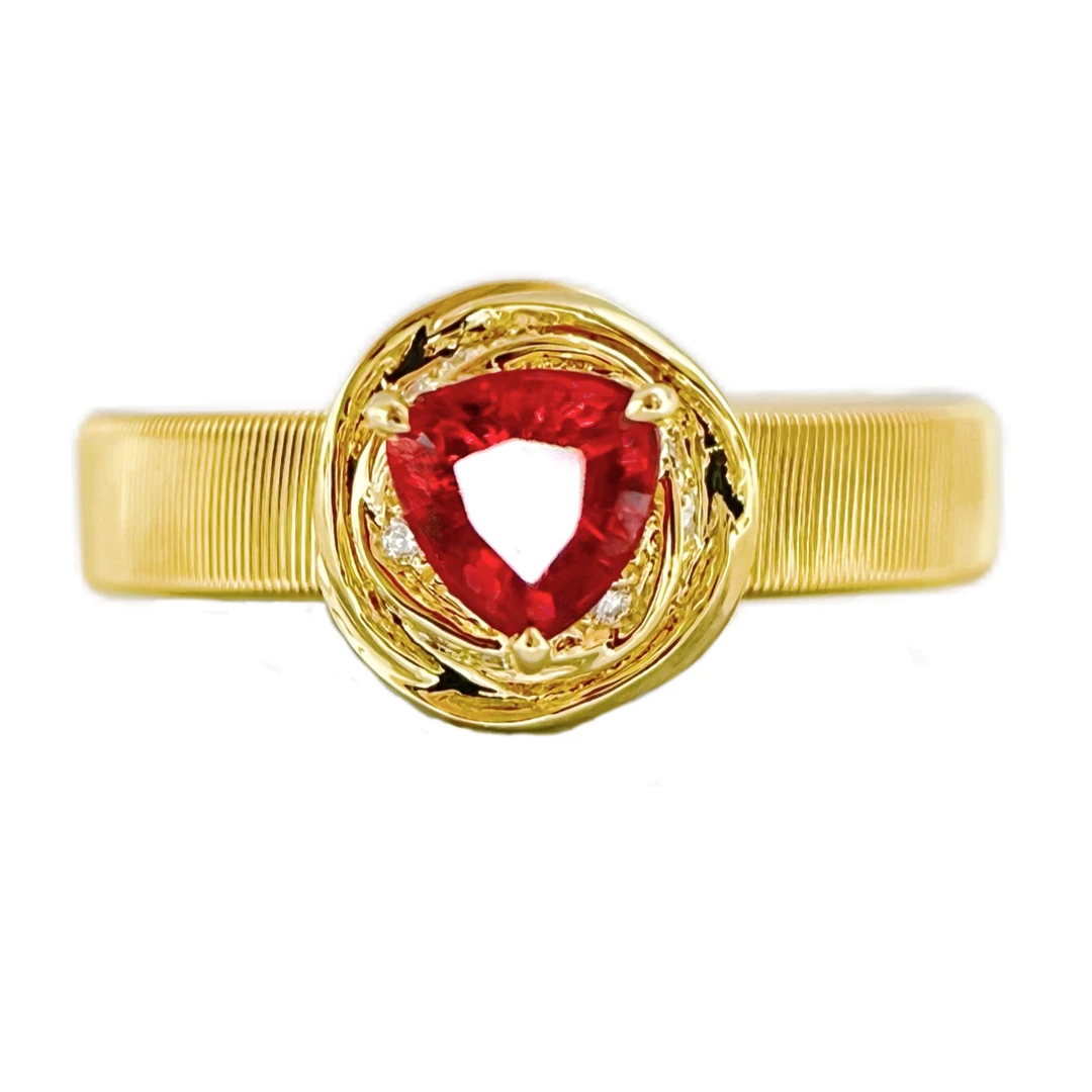 0.61克拉斯里兰卡有烧红宝石+0.65克拉天然钻石 18K金戒指