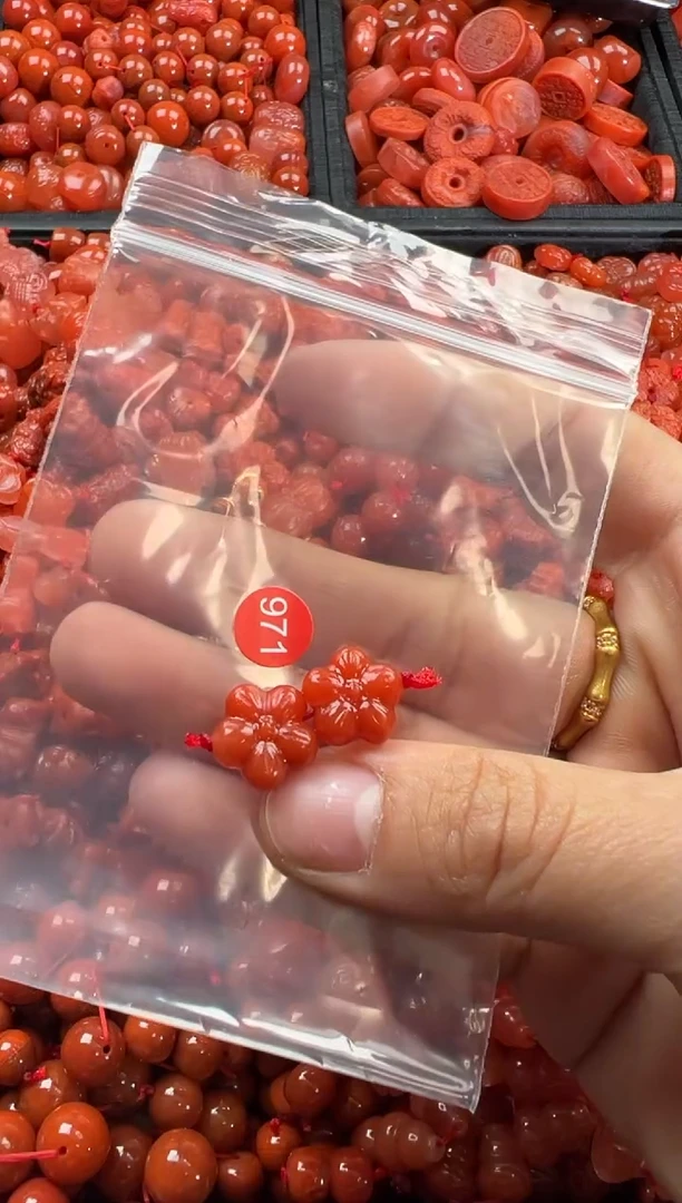 【闪购商品】南红玛瑙颈饰未镶嵌1