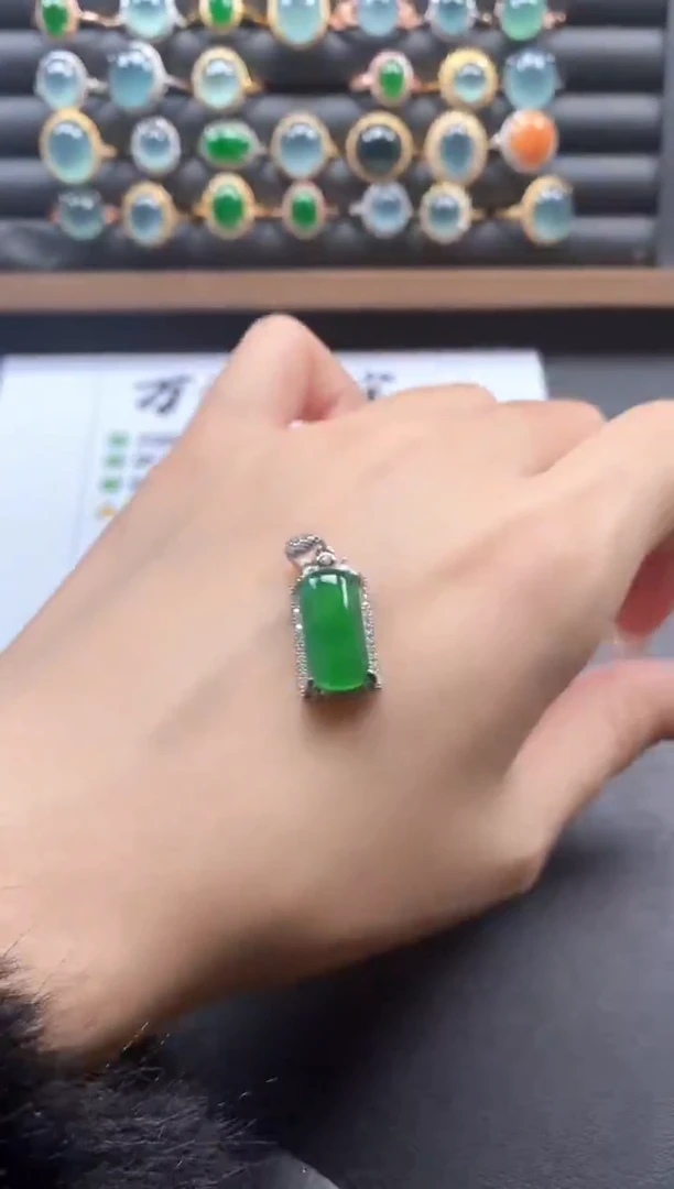 银S925镶嵌戒指翡翠51511