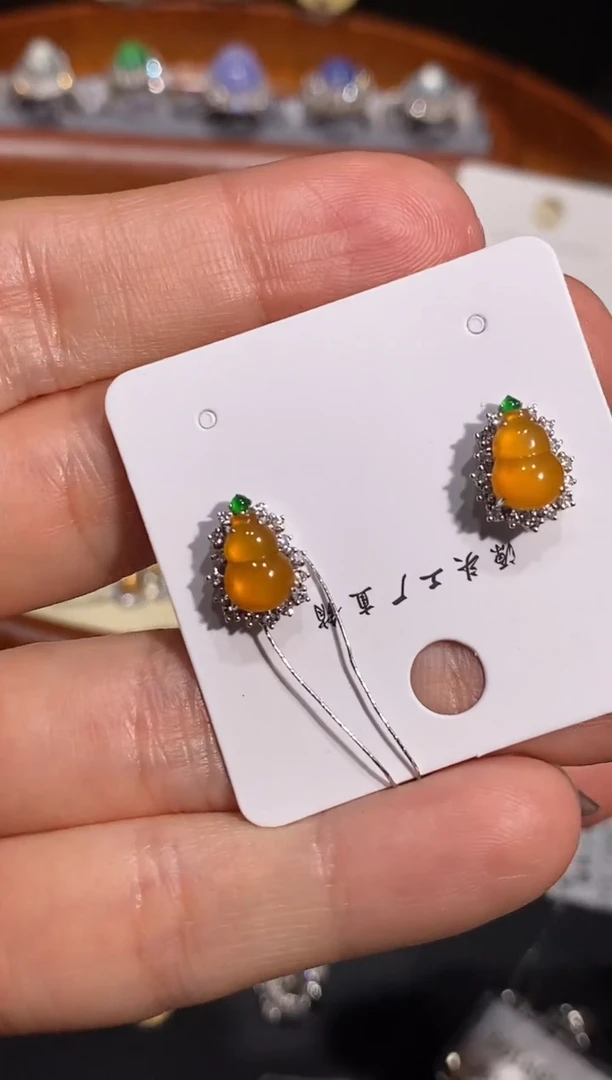 【闪购商品】翡翠耳饰18K金镶嵌耳饰