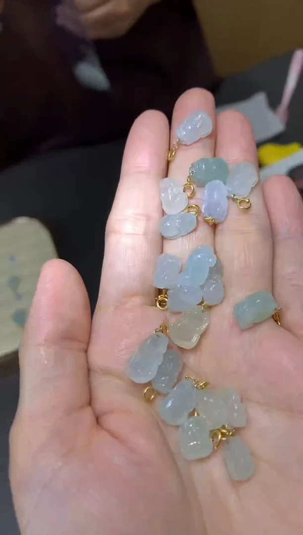 18K金镶嵌挂件翡翠|不退不换多样性发一