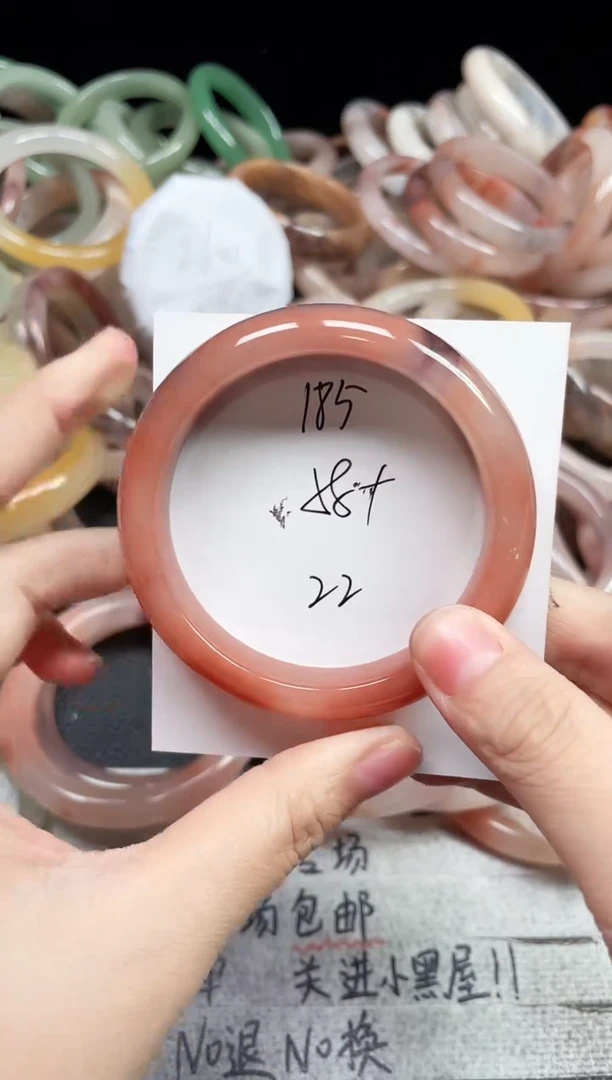 未镶嵌手镯石英质玉185