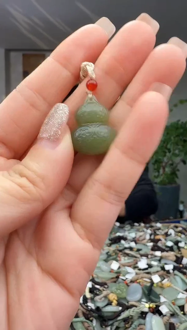 颈饰未镶嵌和田玉拍一发一多样性发货