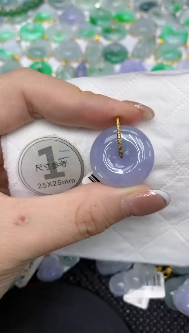 颈饰18K金镶嵌翡翠111111111