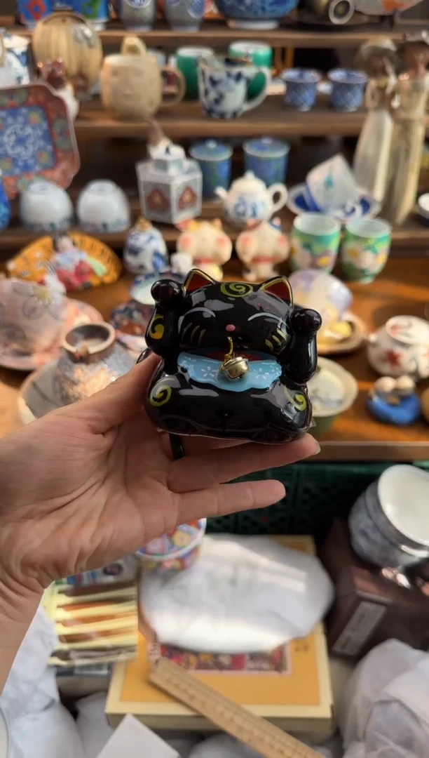 瓷片?**?AAAAAAAAAAAAAAA