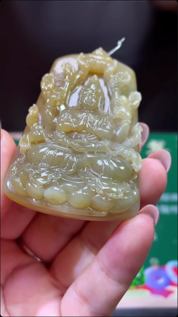 定制翡翠未镶嵌千手