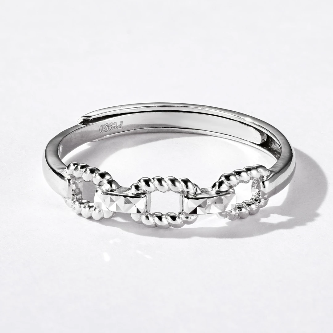 铂星珠宝Pt950扭绳菱格马蹄扣活口戒指轻奢时尚简约经典铂金戒指