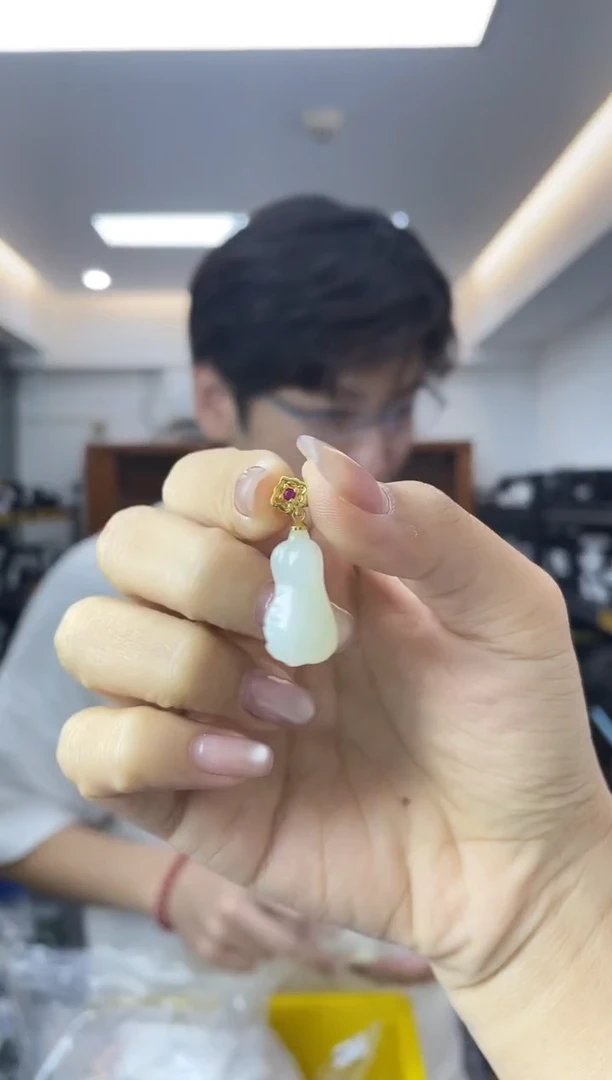 和田玉未镶嵌颈饰多样性一件发货