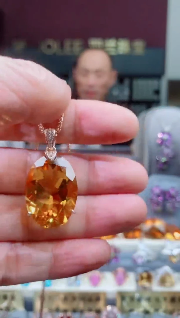 银S925镶嵌吊坠(赠链)黄晶黄晶吊坠