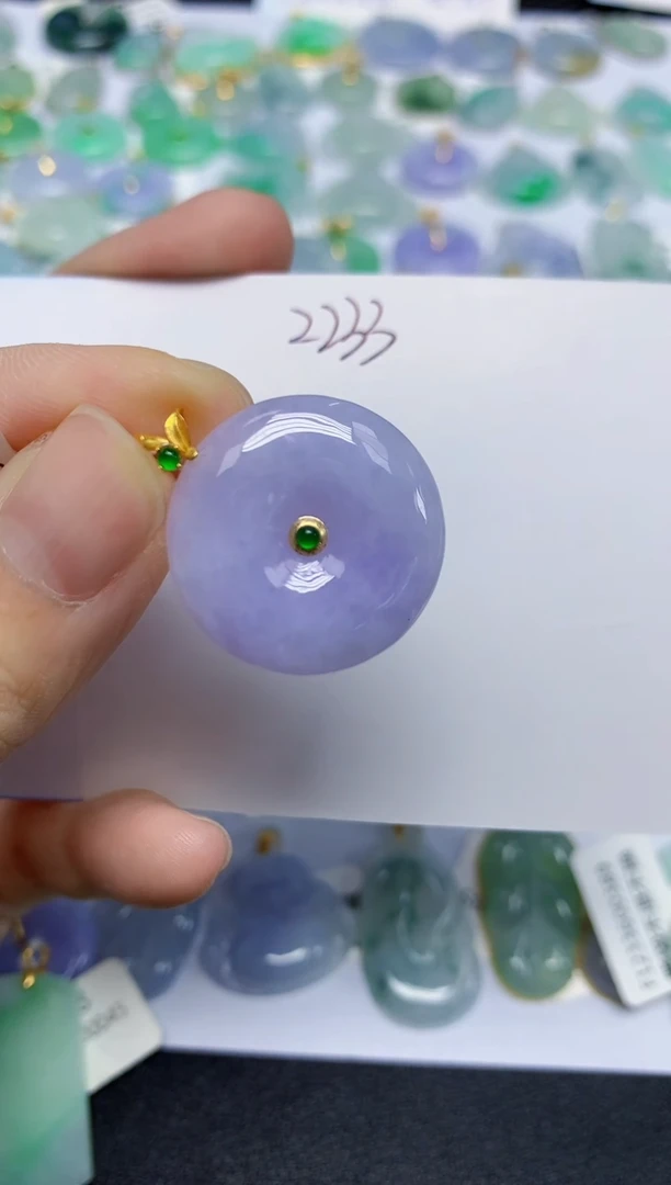 翡翠18K金镶嵌颈饰天然缅甸翡翠A货