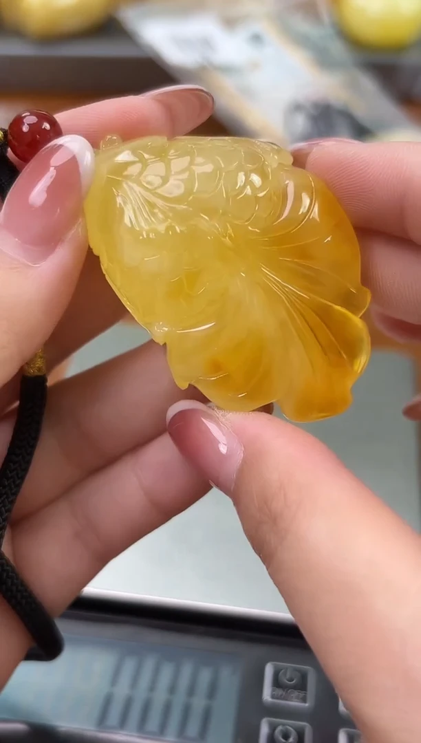 未镶嵌蜜蜡裸石琥珀蜜蜡吊坠