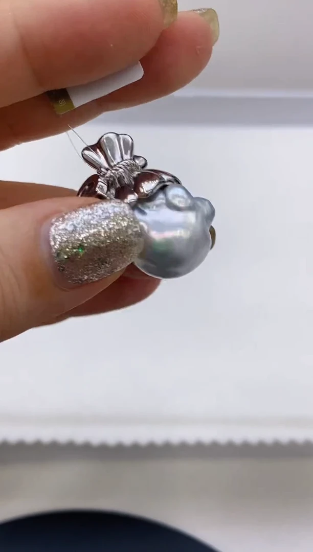 银S925镶嵌海水珍珠吊坠83