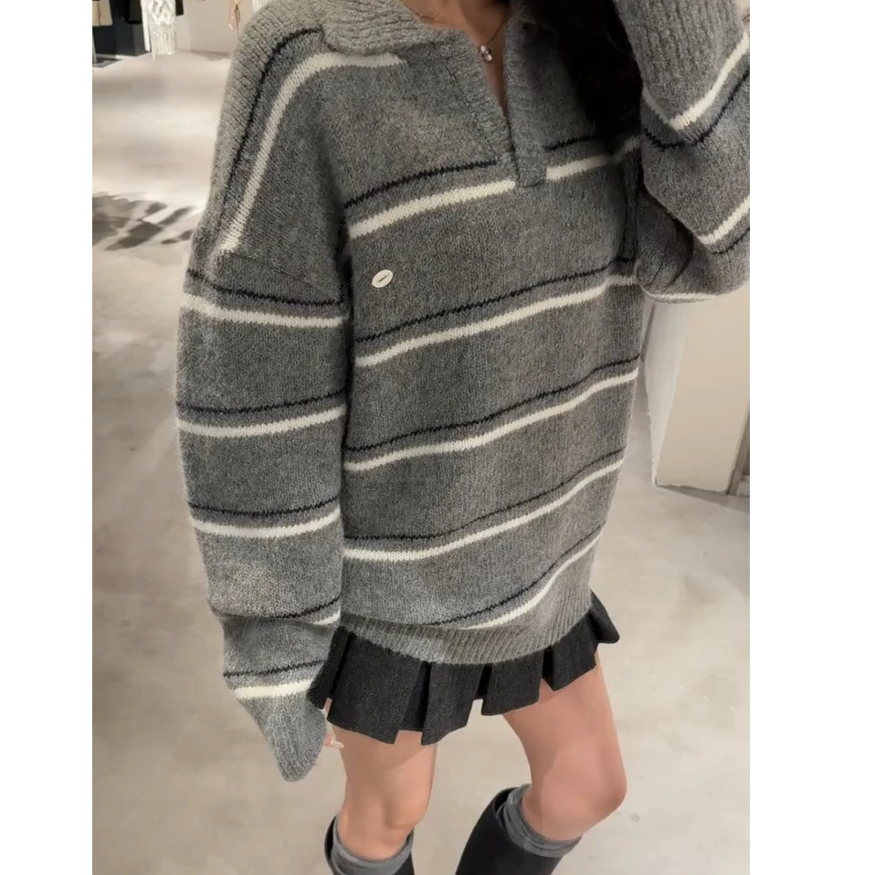 条纹翻领冬季针织长袖秋冬毛衣针织衫洋气休闲百搭宽松性感短裙女