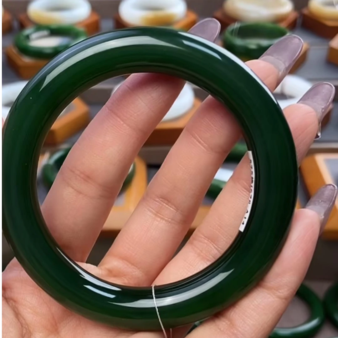 【君君推荐】高端收藏级碧玉手镯