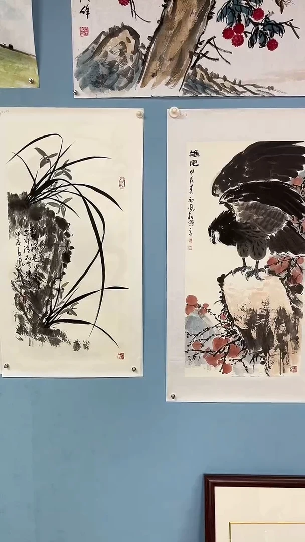 国画青****师马凤柏兰花鹰图