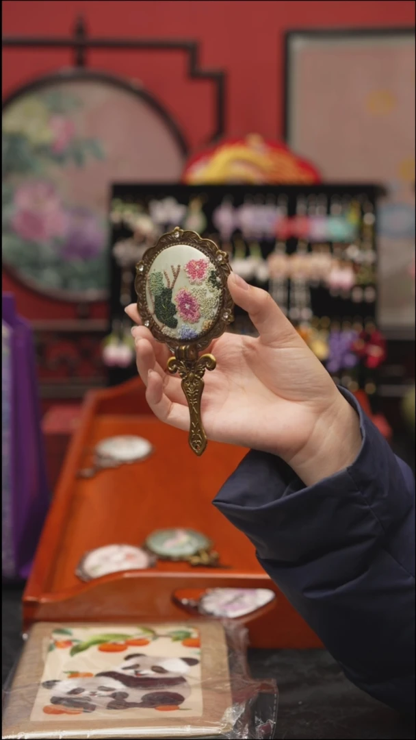 刺绣蓝***花非遗苏绣手工饰品