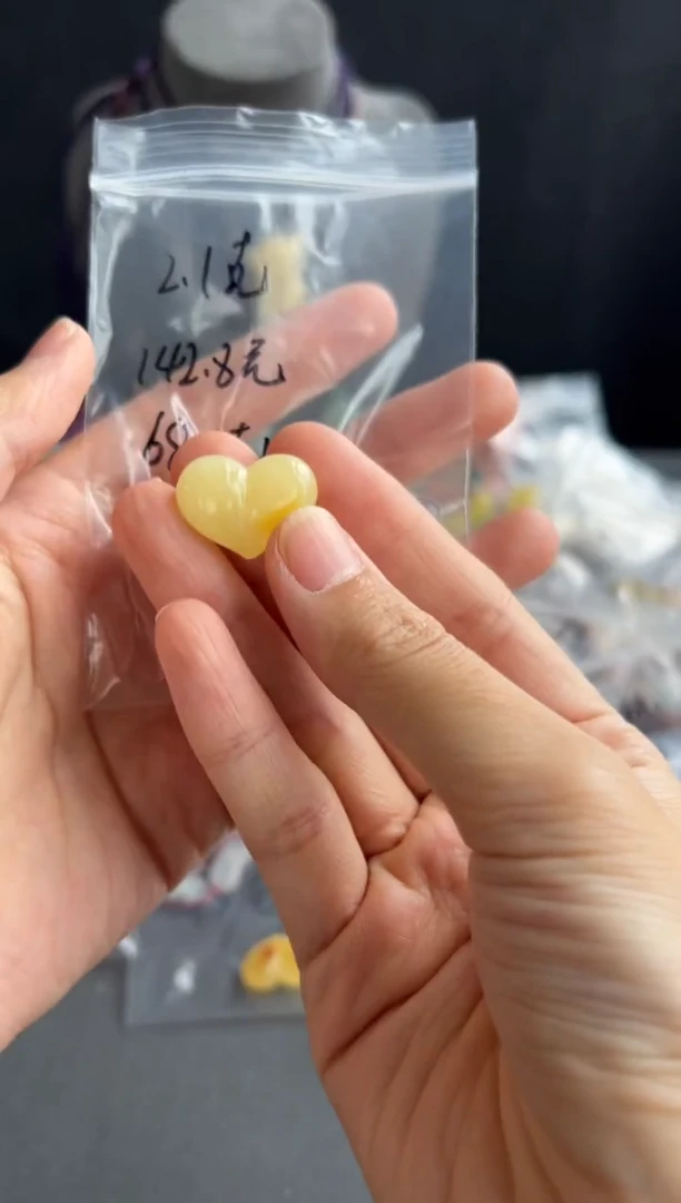 未镶嵌颈饰蜜蜡218买断