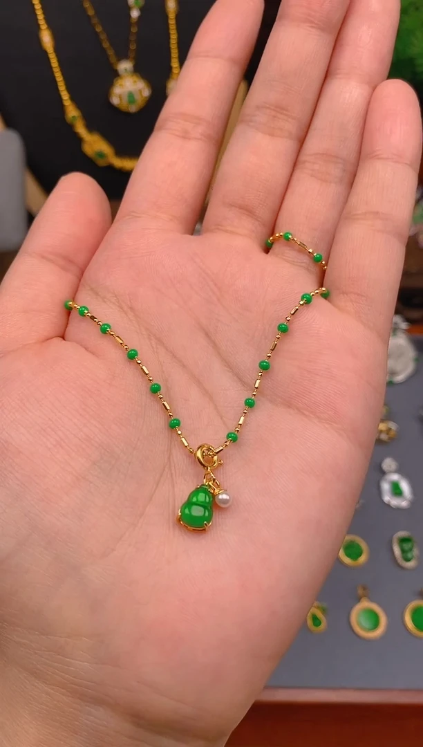 【闪购商品】翡翠吊坠(不含链)银S925镶嵌葫芦万能扣