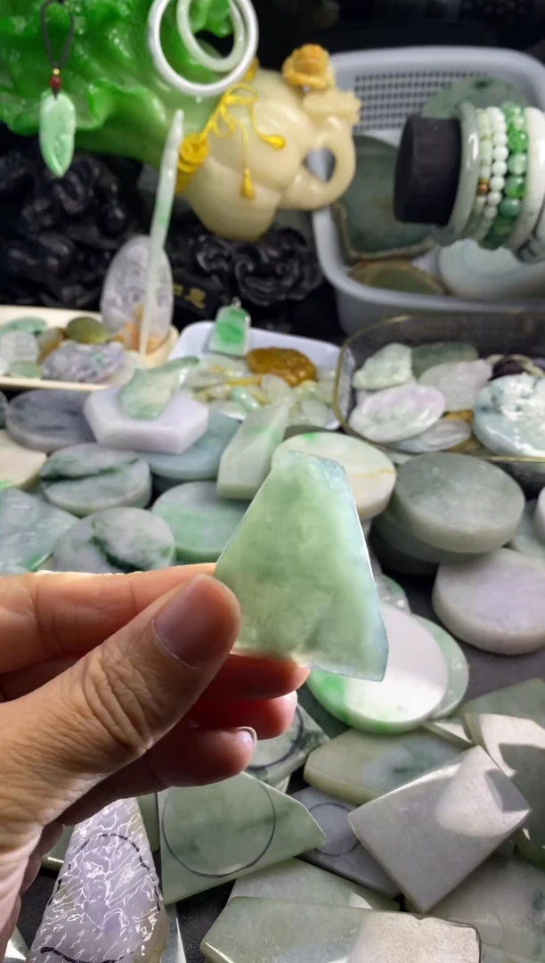 散珠翡翠A货翡翠53