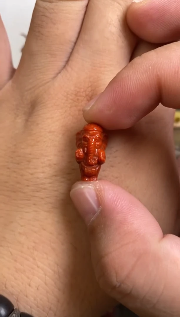 未镶嵌南红玛瑙珠宝奇石象神