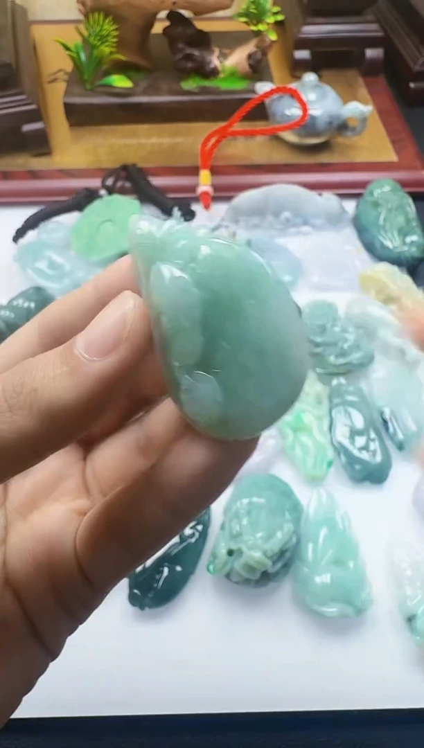 吊坠(不含链)未镶嵌翡翠1