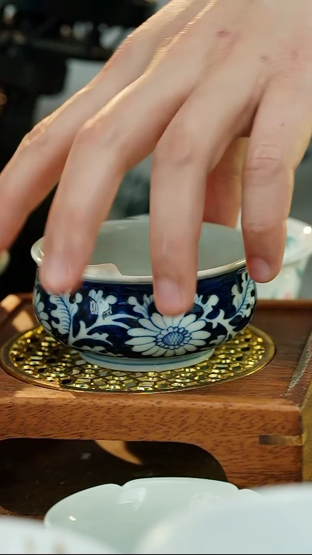 蓝地团菊炉式杯*1