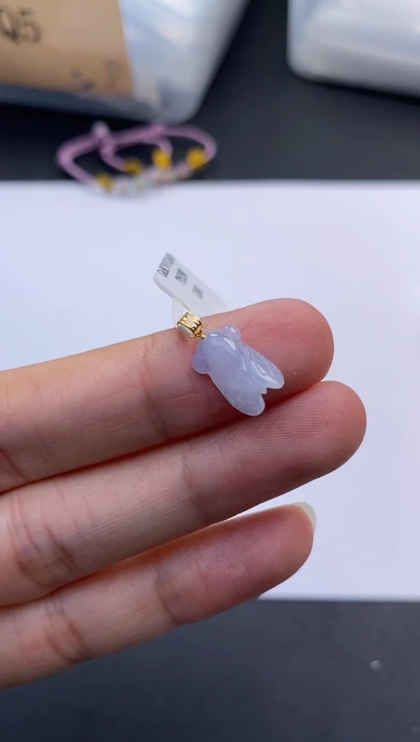 18K金镶嵌挂件翡翠不退不换 无鉴赏期