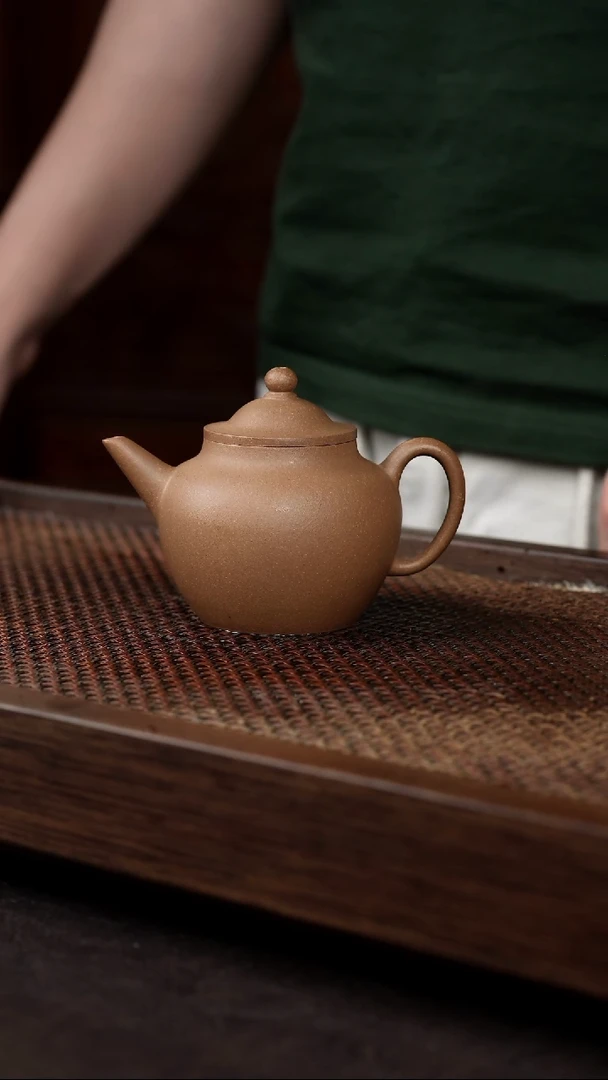 茶壶紫砂芝麻绿笠帽