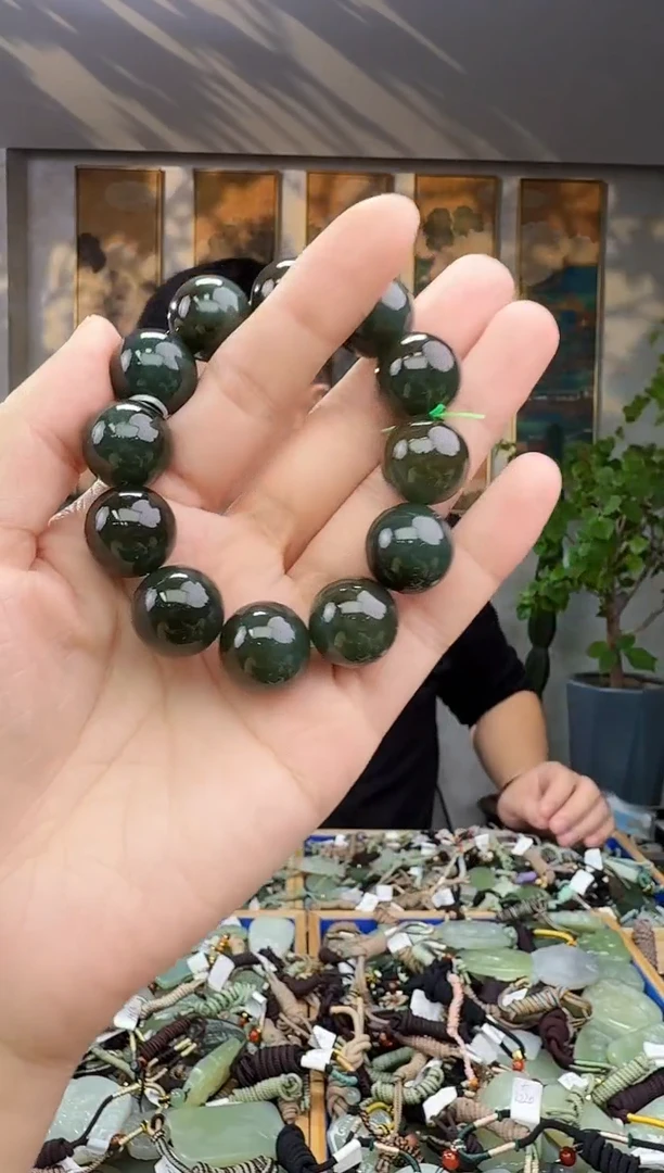 未镶嵌和田玉挂件拍一发一