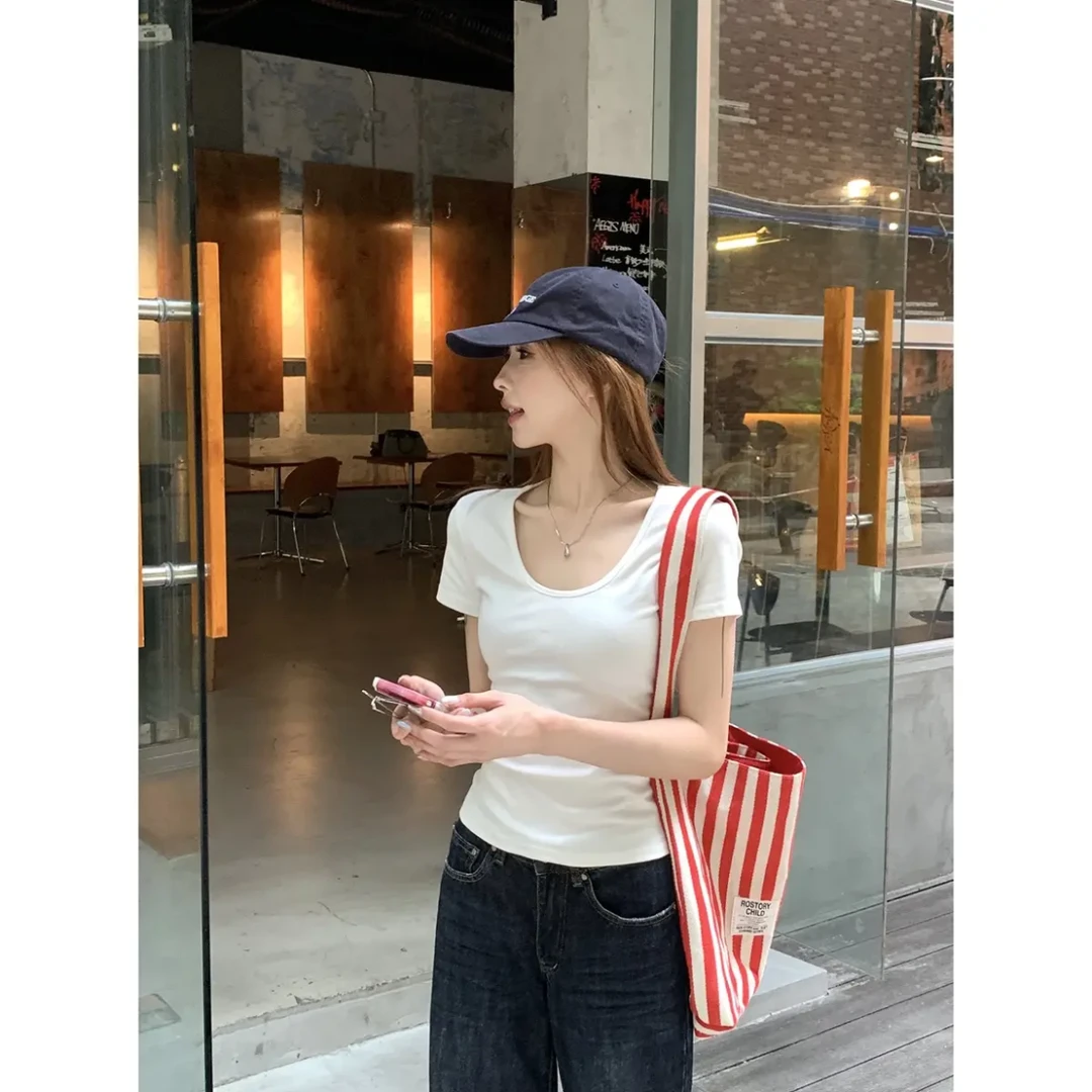 洋气小众设计感纯色韩系小U领夏季短袖T恤女时尚修身舒适上衣